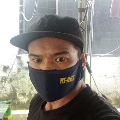 azhaa986's profile picture. 