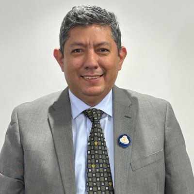 JorgeBallester5's profile picture. Doctorante de la @UniJaveriana..jurista ecuatoriano…abogado al servicio del Estado por 22 años