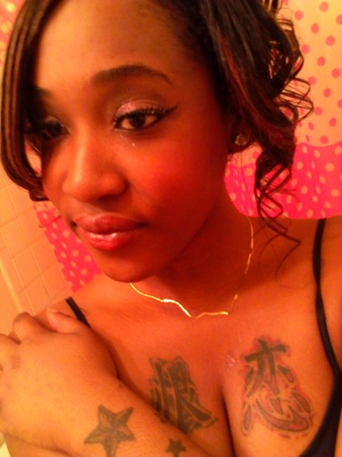 Yeah Im in Here! Boo Whoo, No (SIMP) 4 You Sad Bitches.... I Tweet what I please, Follow & Read... Im Only Me So Unfollow If you Need¡