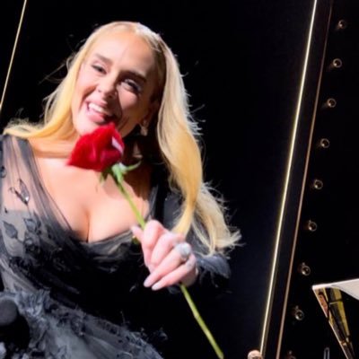 adeleloverr_'s profile picture. “If your not feeling everything your missing everything “-Adele | Billie 🫶🏽