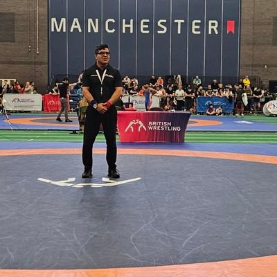 MohamedOsm31327's profile picture. 