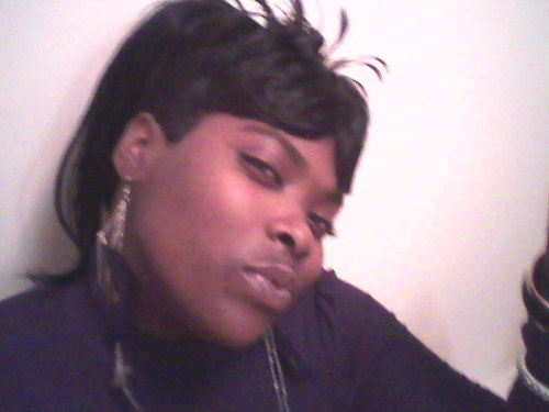 Fun to be around ,dont push me cause I can act like a bitch,team never scared#team pretty blackOANlove big d$$$#team follow back