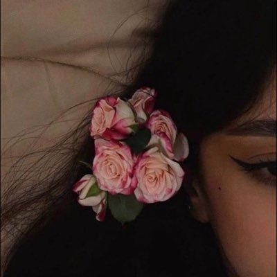 iixaav's profile picture. დ