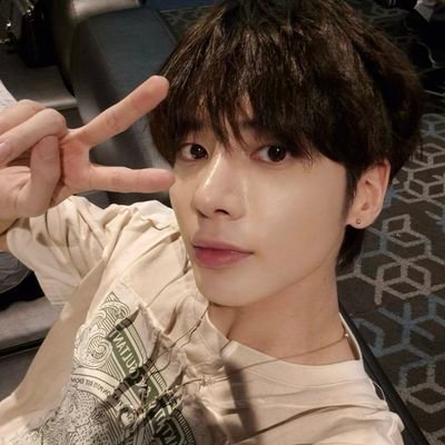 ꜥꜤ ᵒⁿˡʸ ᵐᵒᵃ ⸃⸃  𝘴𝘩𝘦/𝘩𝘦𝘳   ๛ 𝓫𝓵𝓾𝓮  𝓈𝓅𝓇𝒾𝓃𝑔 ‧₊˚            · · ·꒱         𝒏𝒊𝑘𝑖!!