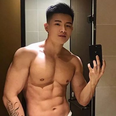 持久打桩机,上翘17大🍆,超会顶,擅长艹射艹尿,技术一流,双TOP组合,另一个上翘17大🍆➡@topsunny17,常驻上海 on p,可私信,线下合适可约拍,💰可约,线下合适可联名。+V门槛💰79 备用号联系➡@top2051178me