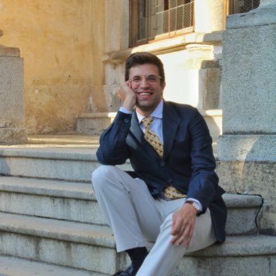 Doctor en Historia Moderna. Chercheur contractuel sur projet ERC ROTAROM17. École Française de Rome.