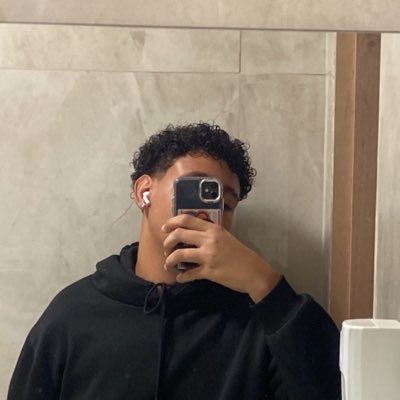 phzarts's profile picture. 📚Marketing Digital - Uniube                        ⬇️Available for freelance work!