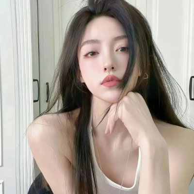 到了如狼似虎的年纪、更应该懂得努力讨好自己💖个人比较喜欢丝袜,发一些穿着丝袜的照片 | 主营线下 · 原味贴身小物 · 陪玩|