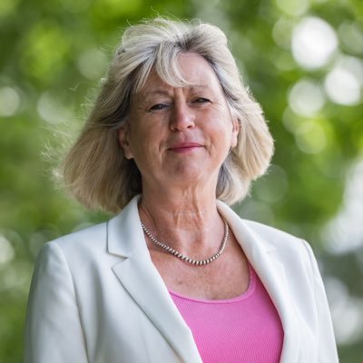 Candidate de la gauche sur la 1e circonscription du Loiret🌹🌱 Habite #LaSource depuis 38 ans - Pharmacienne - Conseillère municipale et métropolitaine