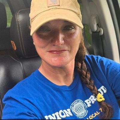 74stasha's profile picture. LIUNA Laborer W/local 773.  🥾🦺👷🧡