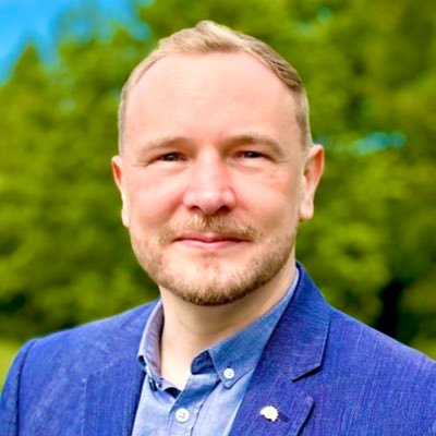 Councillor for Shirley South and Green Group Leader on @SolihullCouncil For: PR, support for communities and environment Against: Prejudice 🗳=💚 ⚽️= #AVFC