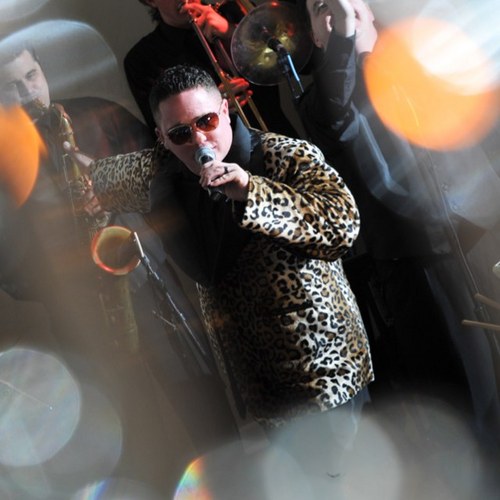 kevinupsidedown's profile picture. no alarms and no surprises please.