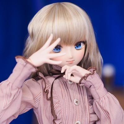 人形(ドルフィードリーム)とミニベロとゲームと日常。ドール成分多め。たまにメイクカスタムもします。
娘たち→音夢、凛、ナツキ、愛梨、月姫
カメラ→Zf、PEN-F
フォローリムーブご自由に(* ̄∇ ̄*)