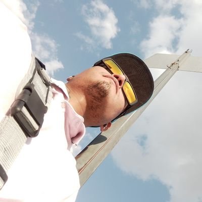 Ricardo89879038's profile picture. 