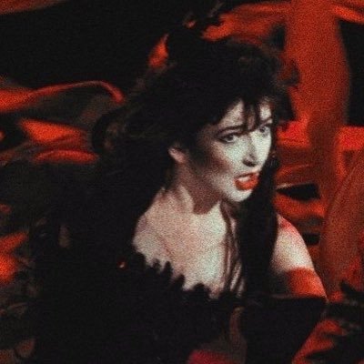 Underlce's profile picture. Bella Donna, we fight for the northern star @KateBushMusic