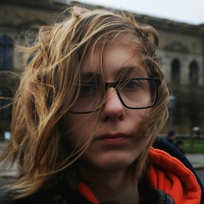 x_zielu's profile picture. Typowe zielsko zainteresowane fotografią, pociągami i polityką. Fan WKSu. Twórca modyfikacji do MaSzyny, FM24 i OMSI 2.