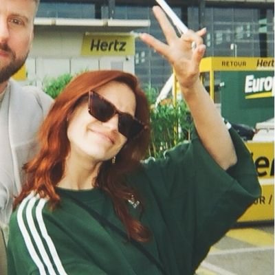 Mostly posting about K3 :P vegan, dancing and speedskating‧͙⁺˚*・༓💚
.。*゚+.*.。she/her 16 lesbian