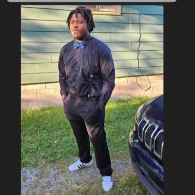 God First | AnthonySimpson | Class of 26’ | nose tackle/ defensive tackle | Student Athlete | 6’2 265 | email: ampielow1408@gmail.com | 330-469-7117