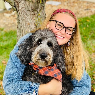🌻KS SCOY 👩🏫KSCA Board Member 🐕🦺Therapy Dog Mom 🍎KSDE CLC 🤖Tech enthusiast 🎨Creativity crusader 🚀 Taking school counseling to the next level