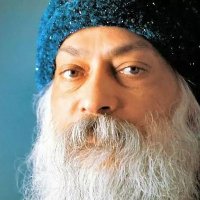 யாழினி (@yazhini40806413) 's Twitter Profile