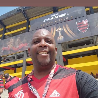 Carioca, Rubro-Negro raiz, Sócio Torcedor, Setor Norte....
Nada do Flamengo
Tudo pelo Flamengo