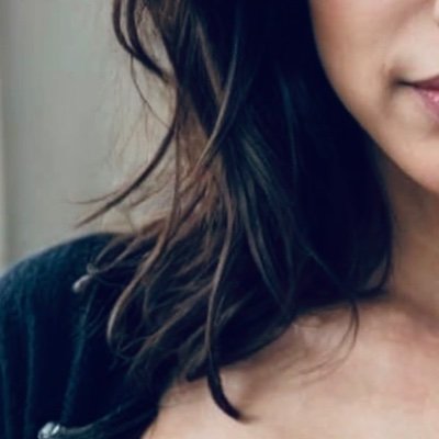 Aze41342093's profile picture. "Chaque courbe envoûtante de la femme est un mélange d'élégance et de charme, où chaque ligne raconte une histoire d'amour. 🌹✨ #SensualitéAbsolue #FemmeÉlégant