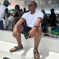 Moetapele 🚶🏾♂️🚘🏡✈️🇧🇲🇿🇦🇺🇸 (@_thabang_m) 's Twitter Profile