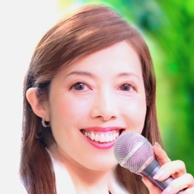あなたの心と体に美容と健康を3万人指導講演会講師/総務省・経産省・学校企業行政セミナー千件以上/50教室起業女性経営者㍿代表/プロ知識を毎朝ボイシーでマインドフルネスヨガインストラクタ/ドン底人生克服23年病院に行かず「大滝先生は心と体スゴい柔かく元気になる」らしい/フォローすると幅広い健康を継続し学び仕事運UPします