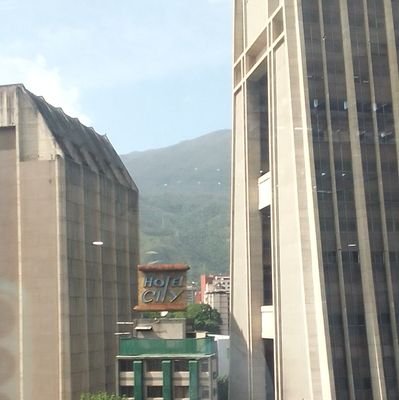 Me gustan los negros y los blancos también, eres tu y mi príncipe samu mi vida. Canal de telegram el mejor sexo y morbo casero con militares 🤙