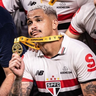 AndrMiller15's profile picture. Pouco pra entender.