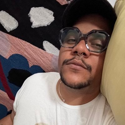 just a lil corner on the internet to be limp wristed 😎 🇵🇷🌈✨universe send me a man 🥹 ✨