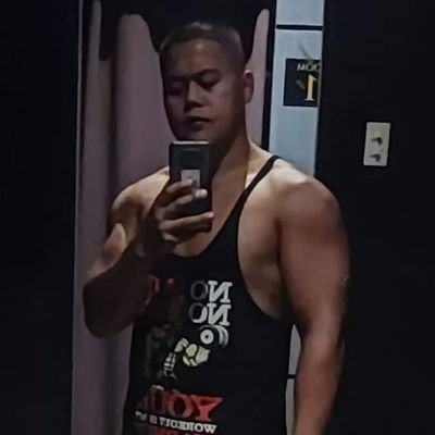 oilBAE_kian's profile picture. The older i get, the better i was..😇