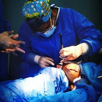 Llevando coñazos desde 1999.
 El amor que merecemos💕                                                   Medicina 5/6⚕