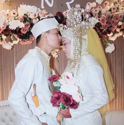 ingin coba swing & 3 some...
penasaran dengan dunia fantasy
