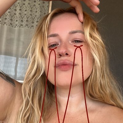 intuitive astrologer ⛲️🪞∘₊✧ l͙i͙f͙e͙ i͙s͙ f͙o͙r͙ l͙i͙v͙i͙n͙g ✧₊∘ https://t.co/0IokXcGnqt