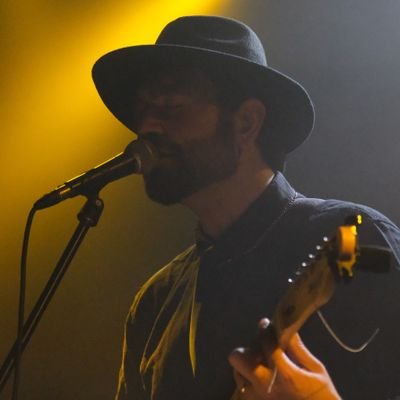 eeakbay's profile picture. indie artist • singer • songwriter • musicmaker • psychologist • 👁 • emreakbayofficial@gmail.com
radiohead unplugged trbt 📻
woodleg 🎸
instagram: @eeakbay