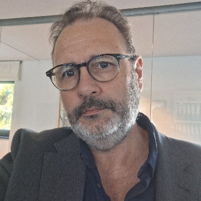 Director de proyectos. Business Analyst. Consultor de tecnología, negocio, producto, innovación y transformación digital. Emprendedor.