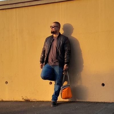 AllyRiyadh's profile picture. Rule Number 1: FUCK WHAT THEY THINK!