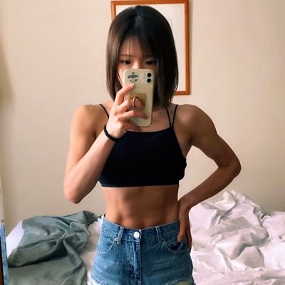 amii_19901105's profile picture. 食事制限なし！宅トレのみ！映画！お酒！お酒！お酒！🍻❤️‍🔥(@ami_19901105)