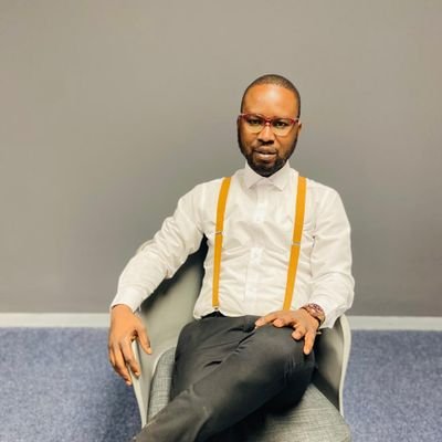 God fearing, Intrepreneur , Learning and Unlearning Becoming.... COMMUNIST ✊🏾📍
🚶🏿♂️ Jeremiah 29:11
