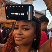 Tati (@nessssssh) 's Twitter Profile