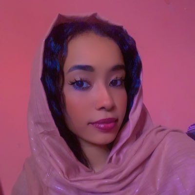 EstabrgKibesh's profile picture. 