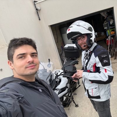 theos_vlr's profile picture. 