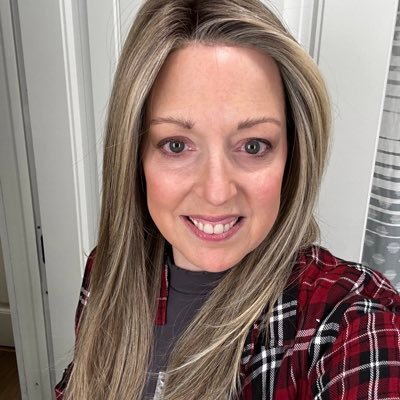 suebstyle's profile picture. content mgr / Blogger / Hallmarkie / Swiftie