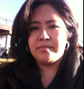 reyespartyof5's profile picture. 