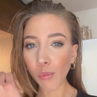 Sophia46589's profile picture. j'aime prendre la vie du bon côté 💞❣️💕