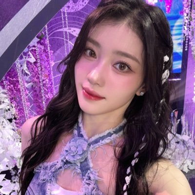 syaotings's profile picture. ENG IND 中文) ROLEPLAYER — Catch your Eye Catch your Mind, 99年 Kep1er 的 #⃝自带发光体Sunshine★ 沈小婷 的名子 REST MODE