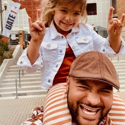 JeremyRachel's profile picture. Describe myself in fewer than 160 characters? How about four words: Hook 'em Horns & Go Buccaneers!