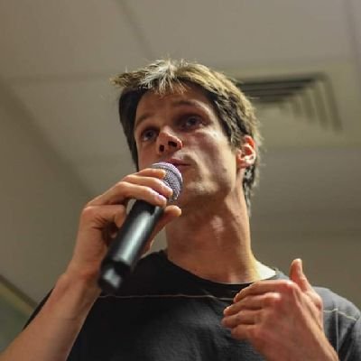 Cheminot à Paris. Militant NPA Révolutionnaires. Candidat aux législatives 10ème circo du Val de Marne