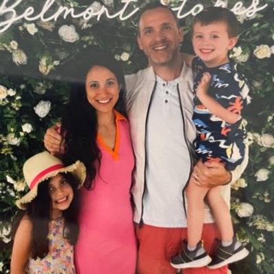 Believer, father, husband, basketball coach.
@vandymbb (DOBO)
@RisingCoaches (Co-founder)
@TopConnectLead (Executive committee)
